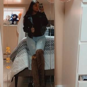 Meet your Posher, Luzmaria